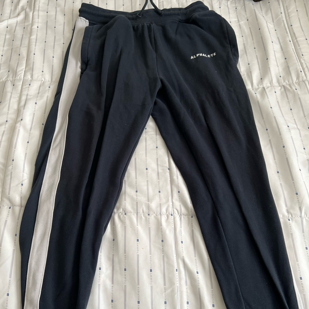 Alphalete joggers